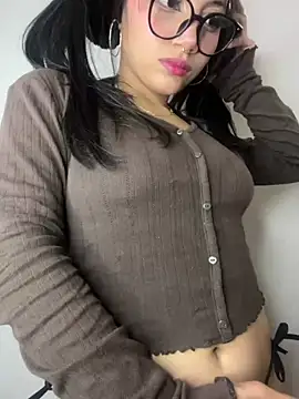 Maddy w online show from 28, 6, 2026