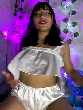 Maddy w online show from 26, 11, 2025