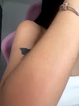 lucy grey25 online show from 15, 12, 2025