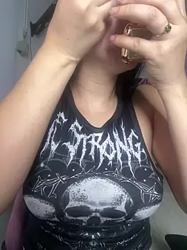 lucy grey25 online show from 14, 1, 2026