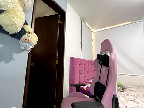 lucy grey25 online show from 27, 9, 2025