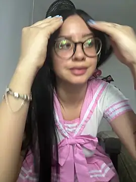 lucy grey25 online show from 24, 2, 2026