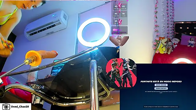 demi chan online show from 19, 5, 2026