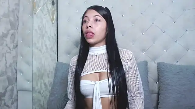 NataliePetite3x online show from 13, 11, 2025