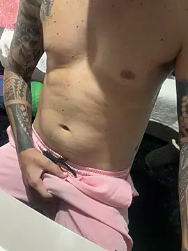 Snapshot of AnimistEquity chatting on 29, 10, 2025 AnimistEquity online show from 29, 10, 2025