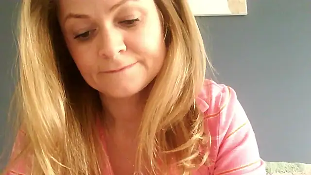 Ginger-bb online show from 27, 4, 2026
