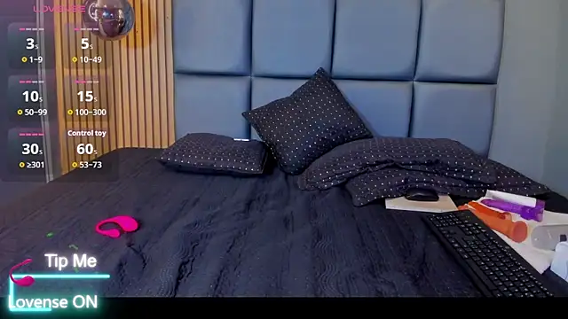 AKANE SA online show from 4, 10, 2025