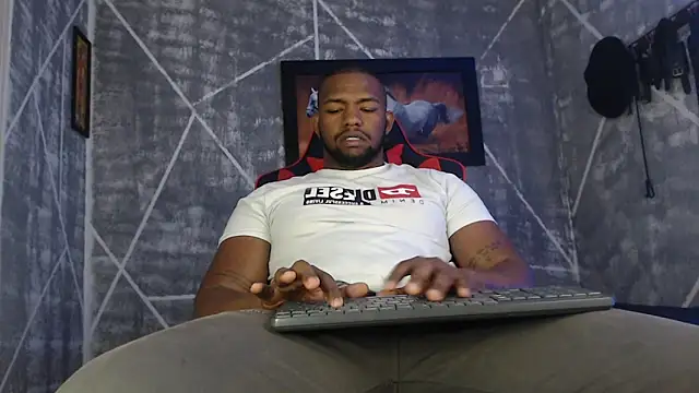 Snapshot of big_blackmen19 chatting on 24, 2, 2026 big blackmen19 online show from 24, 2, 2026