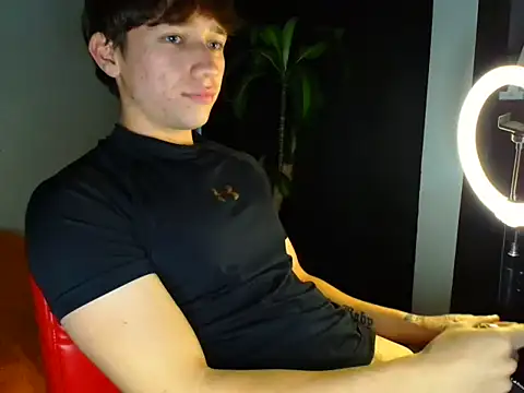 Logan sixxer online show from 8, 11, 2025