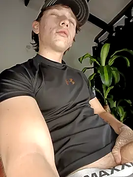 Logan sixxer online show from 17, 12, 2025