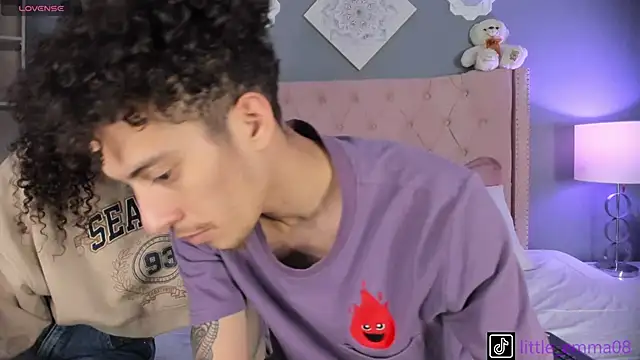 Snapshot of Joe_And_Emma chatting on 2, 10, 2025 Joe And Emma online show from 2, 10, 2025