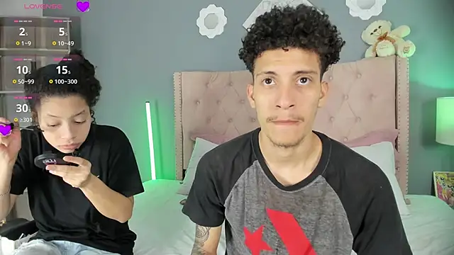 Snapshot of Joe_And_Emma chatting on 13, 9, 2025 Joe And Emma online show from 13, 9, 2025