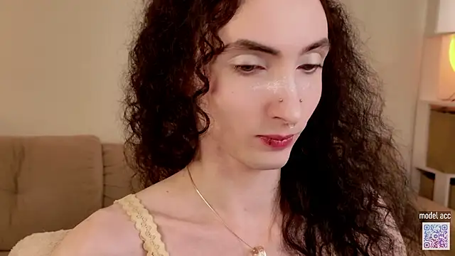 Snapshot of Queen_of_tease chatting on 5, 2, 2026 Queen of tease online show from 5, 2, 2026