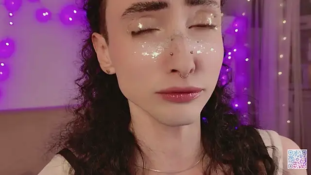 Queen of tease online show from 30, 5, 2026