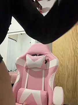 Babylovetiernax online show from 29, 10, 2025