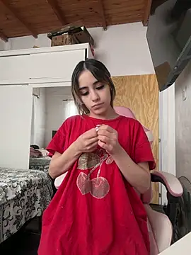 Babylovetiernax online show from 6, 11, 2025