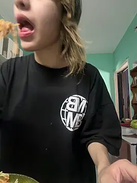 Babylovetiernax online show from 13, 11, 2025