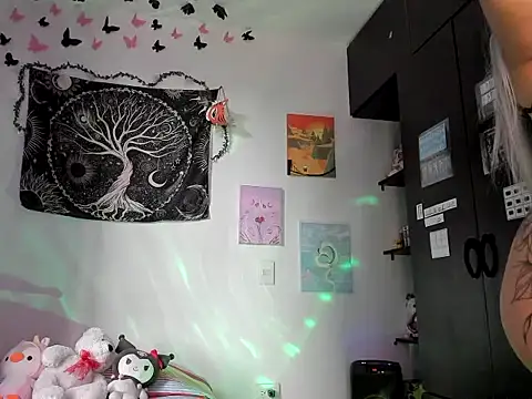 Sweet mim  online show from 11, 4, 2026