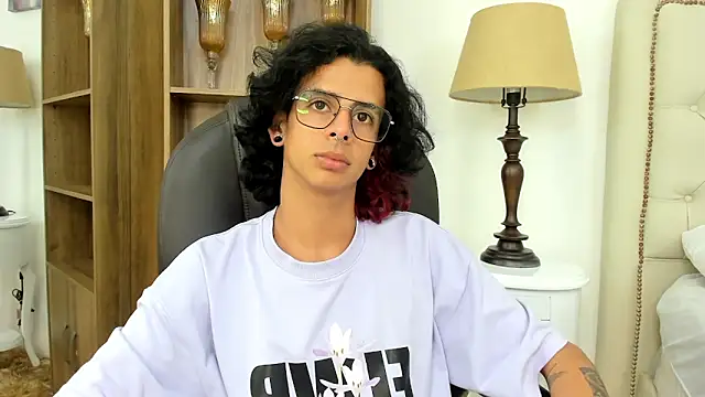 Ibratxandy online show from 25, 2, 2026