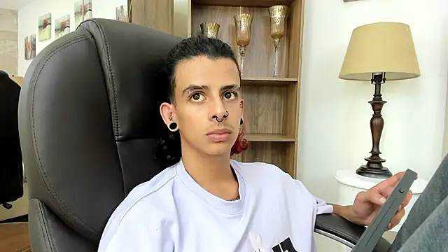 Ibratxandy online show from 5, 2, 2026