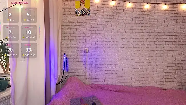 ReginaFoXXXy online show from 12, 1, 2026