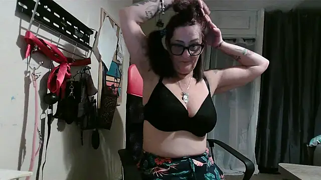 Mistress-Ivy51 online show from 8, 11, 2025