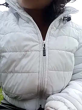 Tendercouple1 online show from 6, 10, 2025