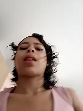 Tendercouple1 online show from 5, 10, 2025