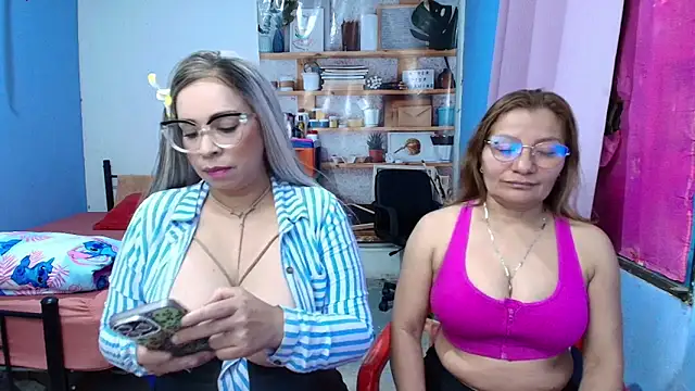 ladymirandalee online show from 21, 10, 2025