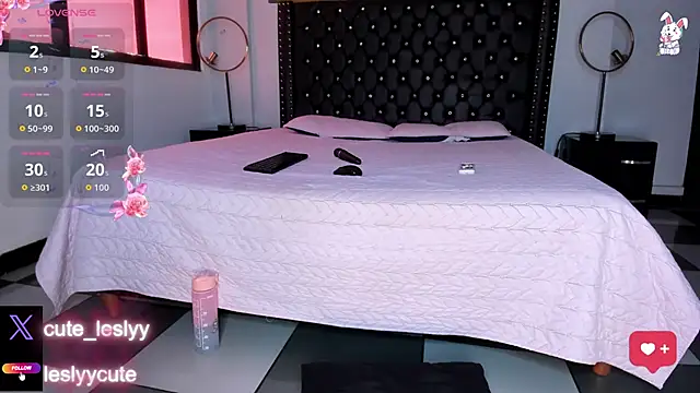 lesly cutee online show from 25, 10, 2025