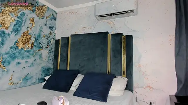 lesly cutee online show from 17, 4, 2026