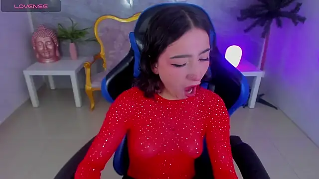 Snapshot of venuss09_s chatting on 12, 11, 2025 venuss09 s online show from 12, 11, 2025