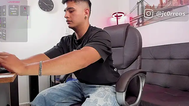  Juanes online show from 16, 10, 2025