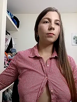 Arianna Moss online show from 6, 3, 2026