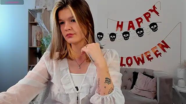 Kati Li online show from 3, 11, 2025