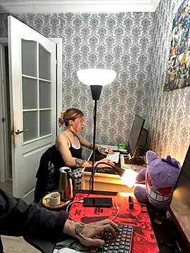 Nancyhot777 online show from 10, 10, 2025