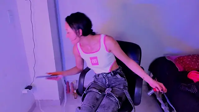 Madison charlotte online show from 11, 10, 2025