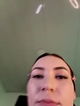 Madison charlotte online show from 18, 2, 2026