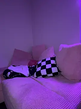 Snapshot of Tu_GataLinda chatting on 15, 10, 2025 Tu GataLinda online show from 15, 10, 2025