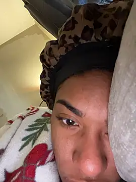 Tu GataLinda online show from 13, 1, 2026