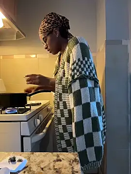 Snapshot of Tu_GataLinda chatting on 15, 11, 2025 Tu GataLinda online show from 15, 11, 2025