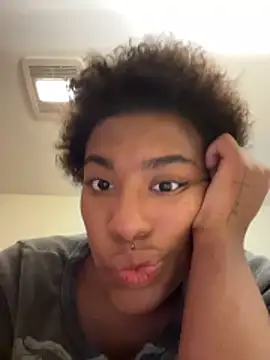 Snapshot of Tu_GataLinda chatting on 25, 10, 2025 Tu GataLinda online show from 25, 10, 2025