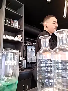 Snapshot of JuicyBigcock@xh chatting on 18, 10, 2025 JuicyBigcockxh online show from 18, 10, 2025