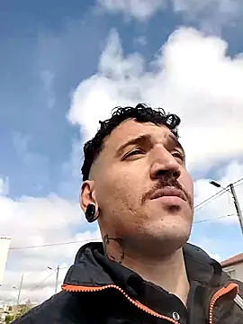 JuicyBigcockxh online show from 7, 5, 2026