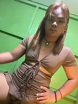 Snapshot of ladymiah chatting on 4, 4, 2026 ladymiah online show from 4, 4, 2026