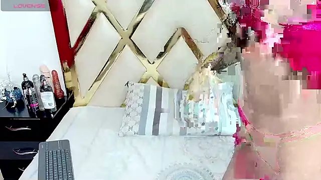 valeriavasquez online show from 7, 1, 2026