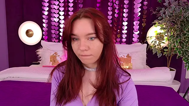 NoraHaynes online show from 5, 4, 2026