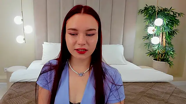 Snapshot of NoraHaynes chatting on 12, 9, 2025 NoraHaynes online show from 12, 9, 2025