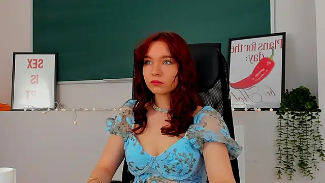 NoraHaynes online show from 11, 4, 2026