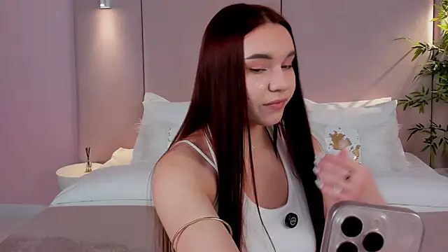 Snapshot of NoraHaynes chatting on 9, 11, 2025 NoraHaynes online show from 9, 11, 2025